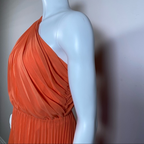 W118 by Walter Baker Orange one shoulder a line pleated dress size S - Picture 2 of 8